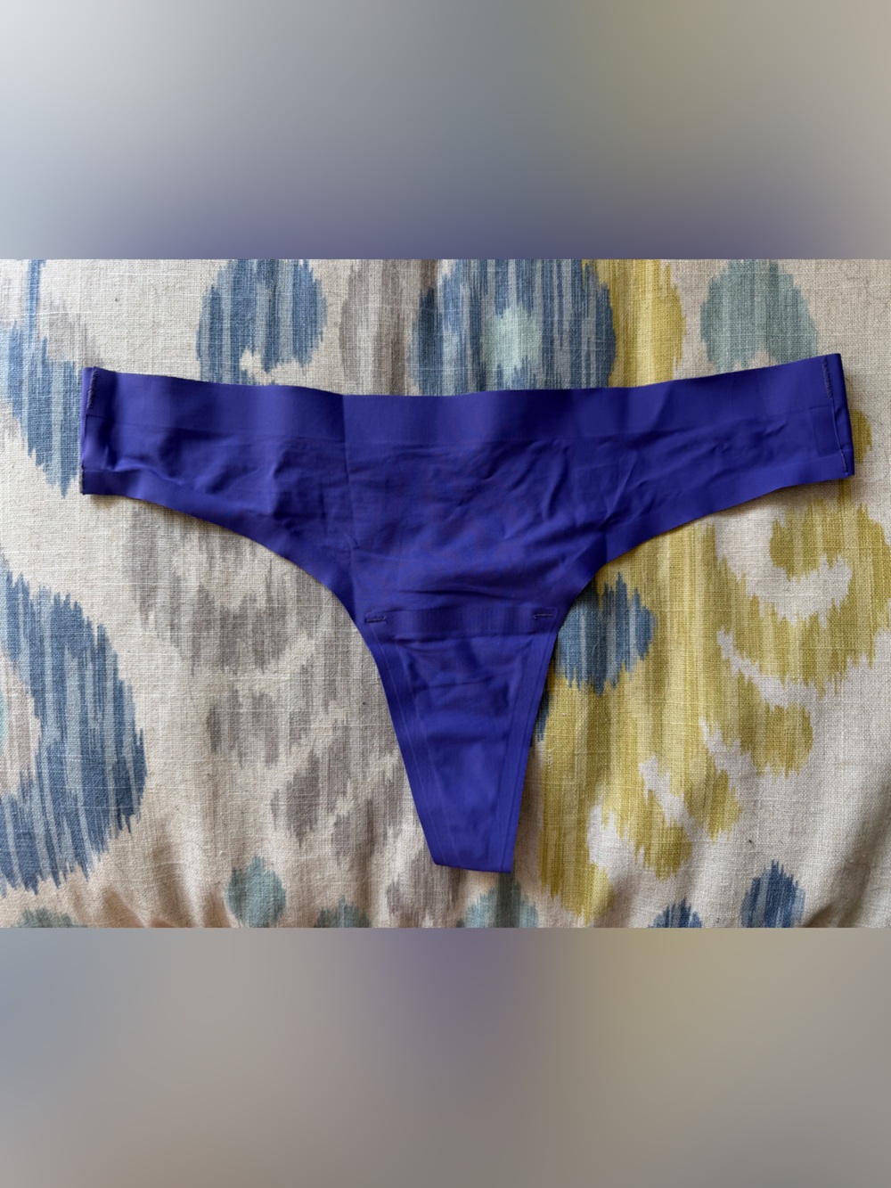 Like New Knix Essential No-Show Thong - Size Medium